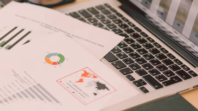 Quality management publication planning with process charts and documents